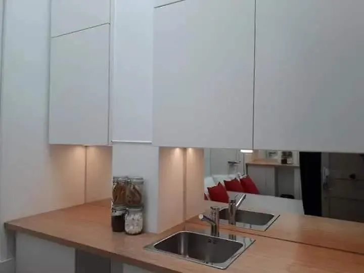 Coeur De Paris Notre Dame Nid Tout Equipe Type Cabine Salle De Bains Calme Lumineux Propre Apartamento